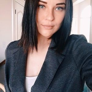 Meet your Posher, Tori